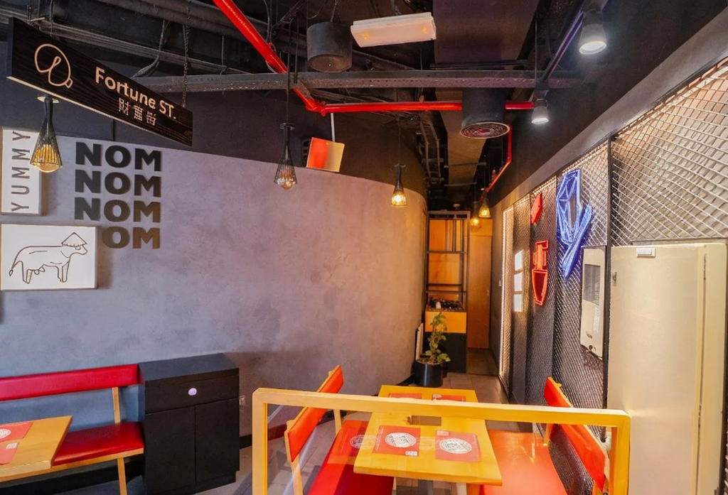 cafe-near-dubai-mall.webp