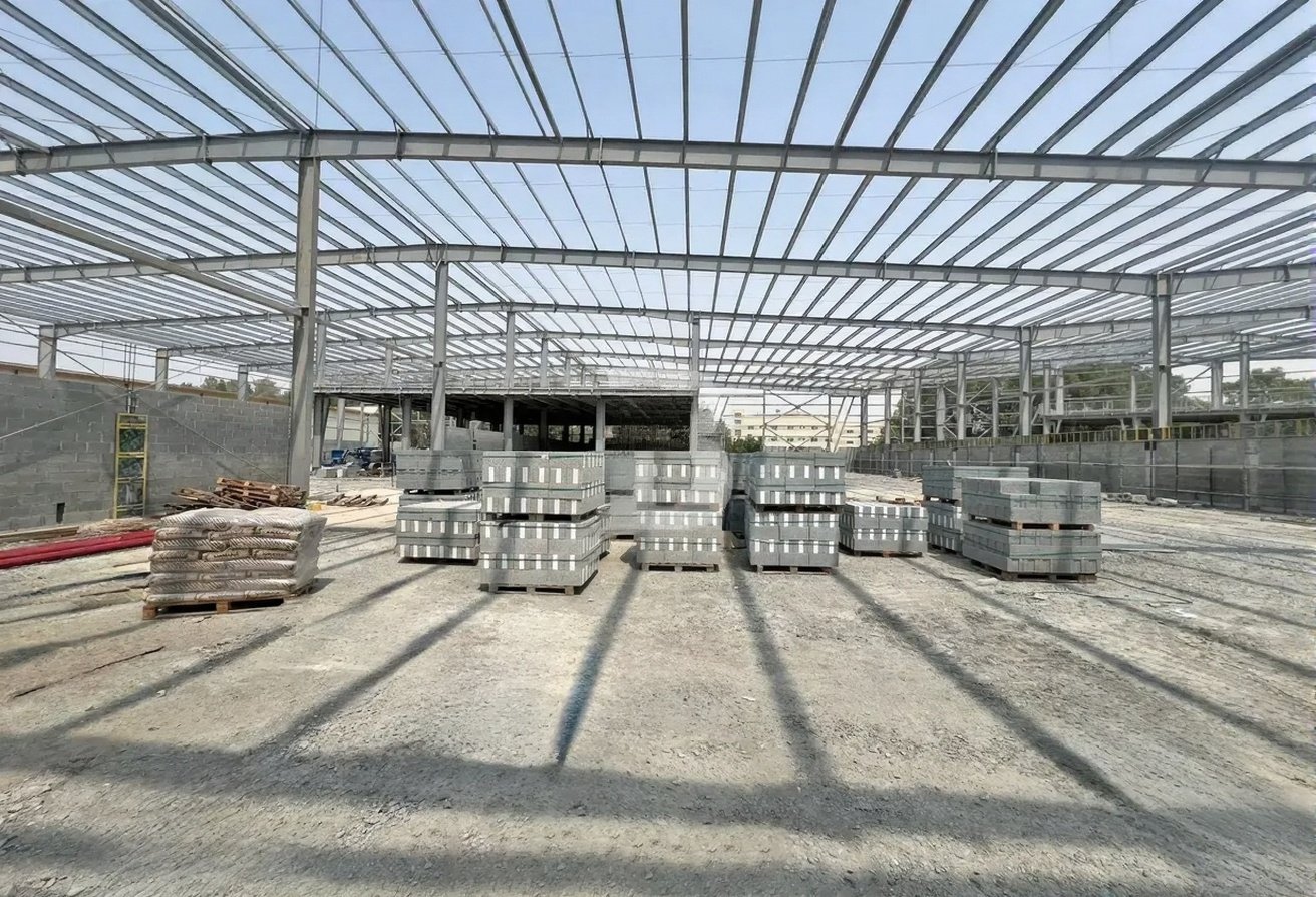 warehouse-loading-dock-dubai.webp